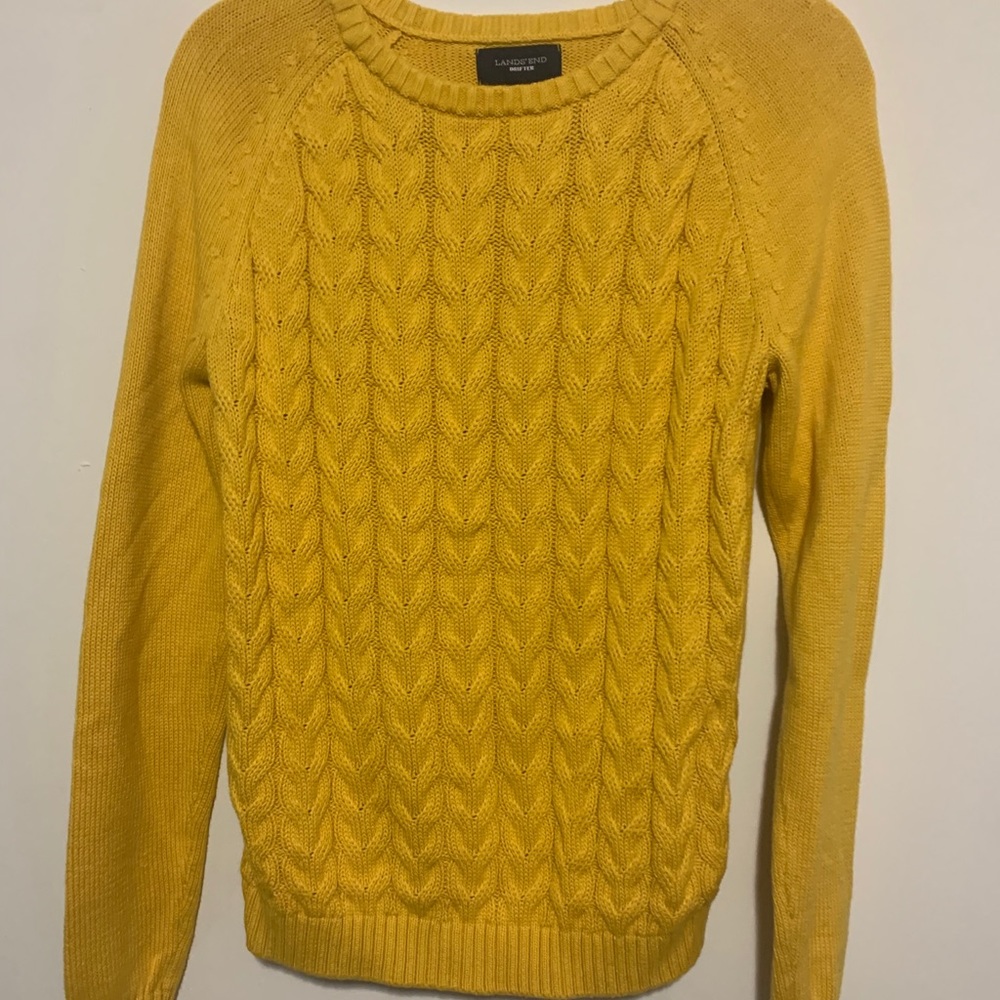 Yellow sweatshirt